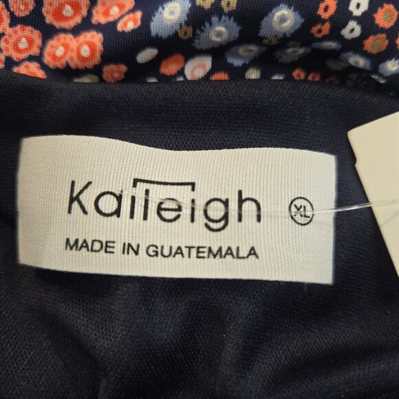 Kaileigh Stitch Fix Women XL Tasha Knit Mini Dress Ditsy Floral Navy Stretch NWT - Picture 2 of 15